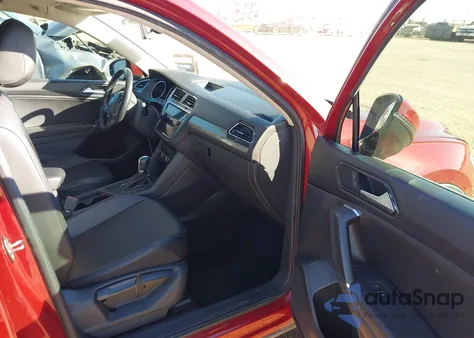 2018 Volkswagen Tiguan 2.0T Se/2.0T Sel из США, поврежденный, VIN 3VV3B7AX2JM149991